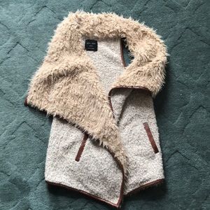 Brown Fur Vest - Love Tree - Size M